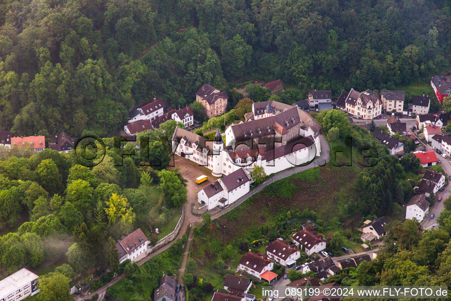 Luftaufnahme von Schönberg, Schloß im Bundesland Hessen, Deutschland