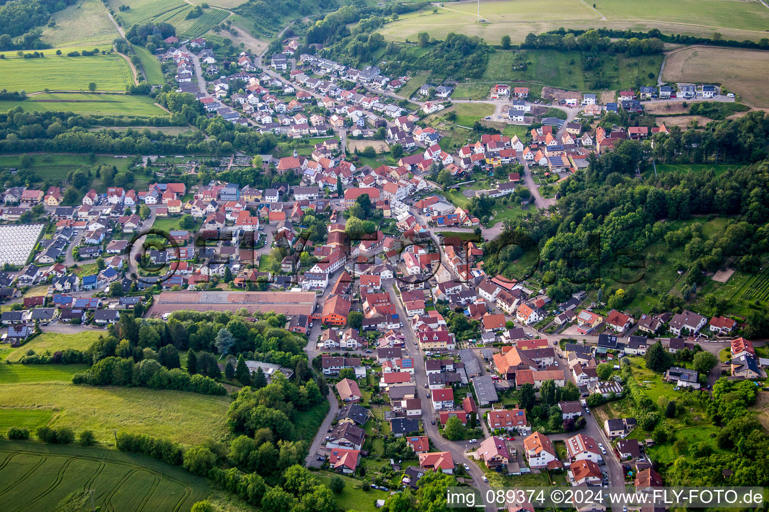 Dorf - Ansicht in Tairnbach im Bundesland Baden-Württemberg, Deutschland