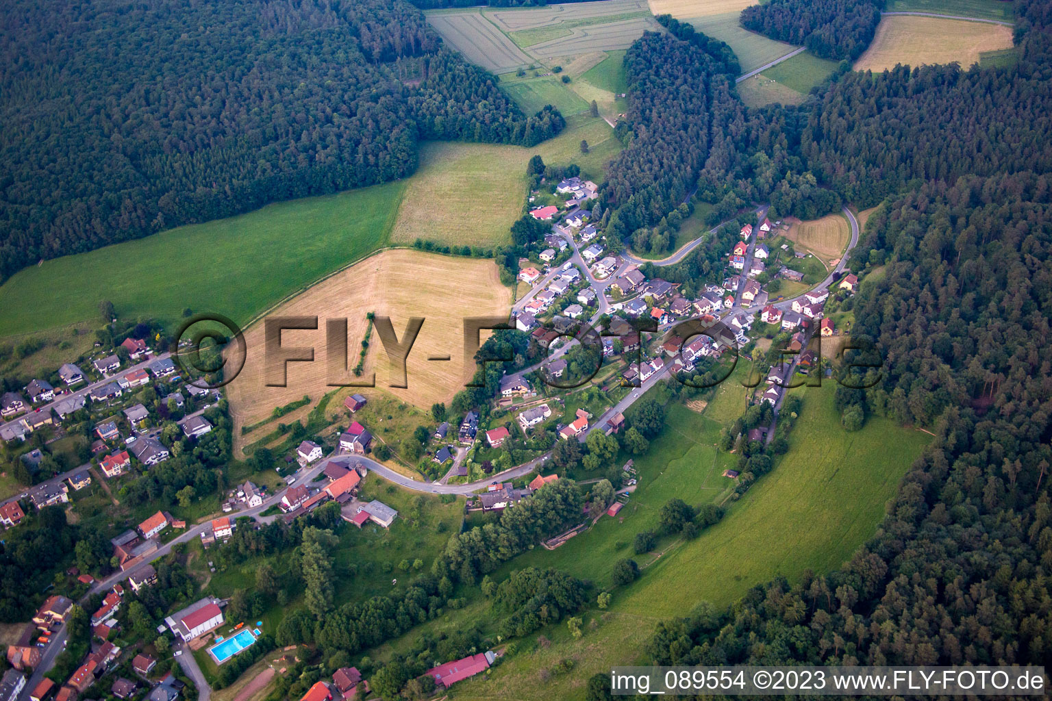 Luftaufnahme von Erbach im Bundesland Hessen, Deutschland