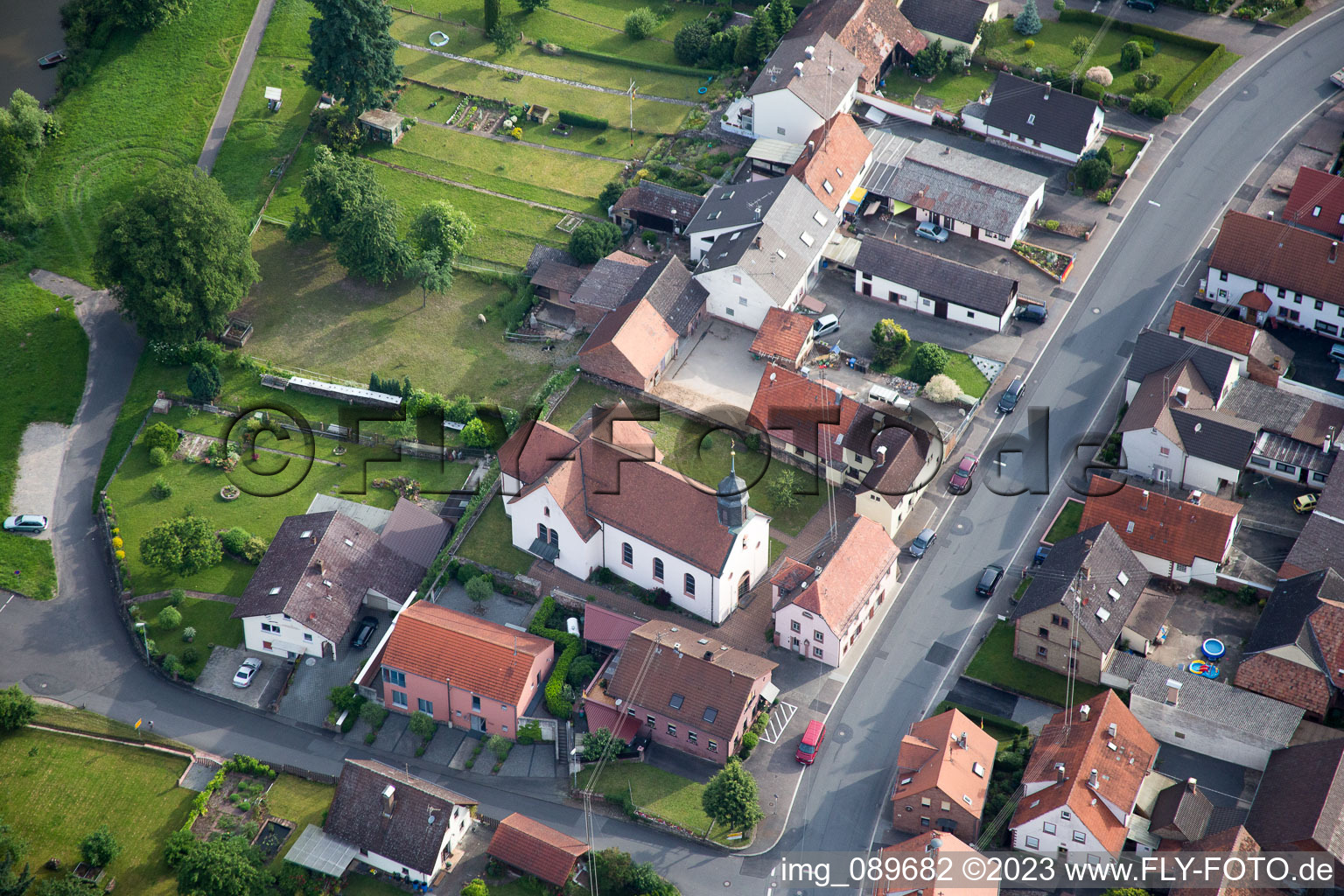Luftaufnahme von Stadtprozelten, Henneburg im Bundesland Bayern, Deutschland