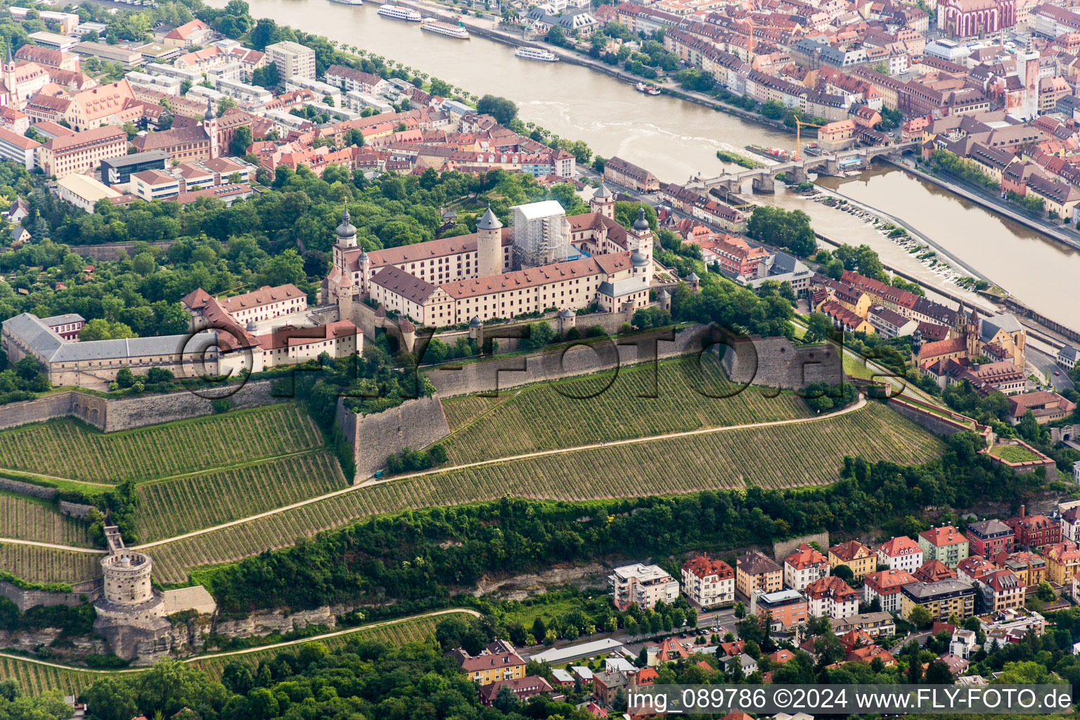 Festung Marienberg über dem Main in Würzburg im Bundesland Bayern, Deutschland