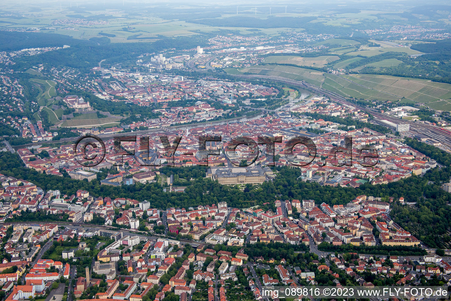 Würzburg im Bundesland Bayern, Deutschland aus der Luft betrachtet