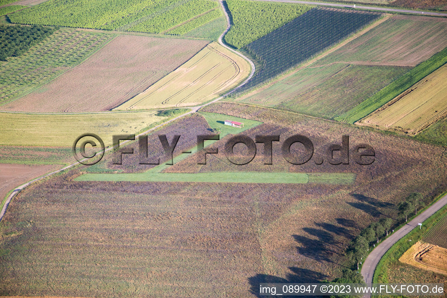 Luftbild von Oberhoffen-lès-Wissembourg, Modellflugplatz im Bundesland Bas-Rhin, Frankreich