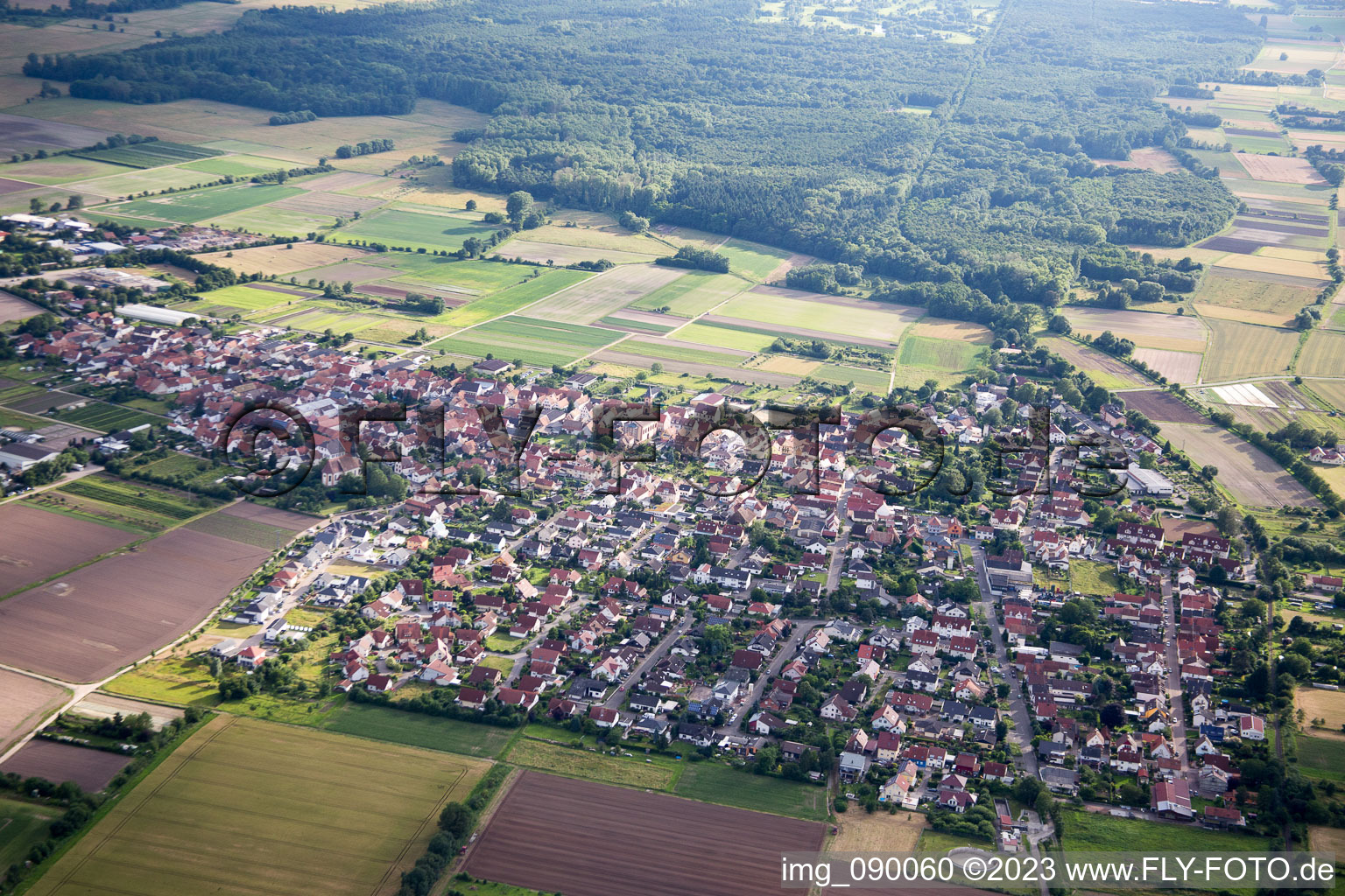 Luftbild von Zeiskam im Bundesland Rheinland-Pfalz, Deutschland