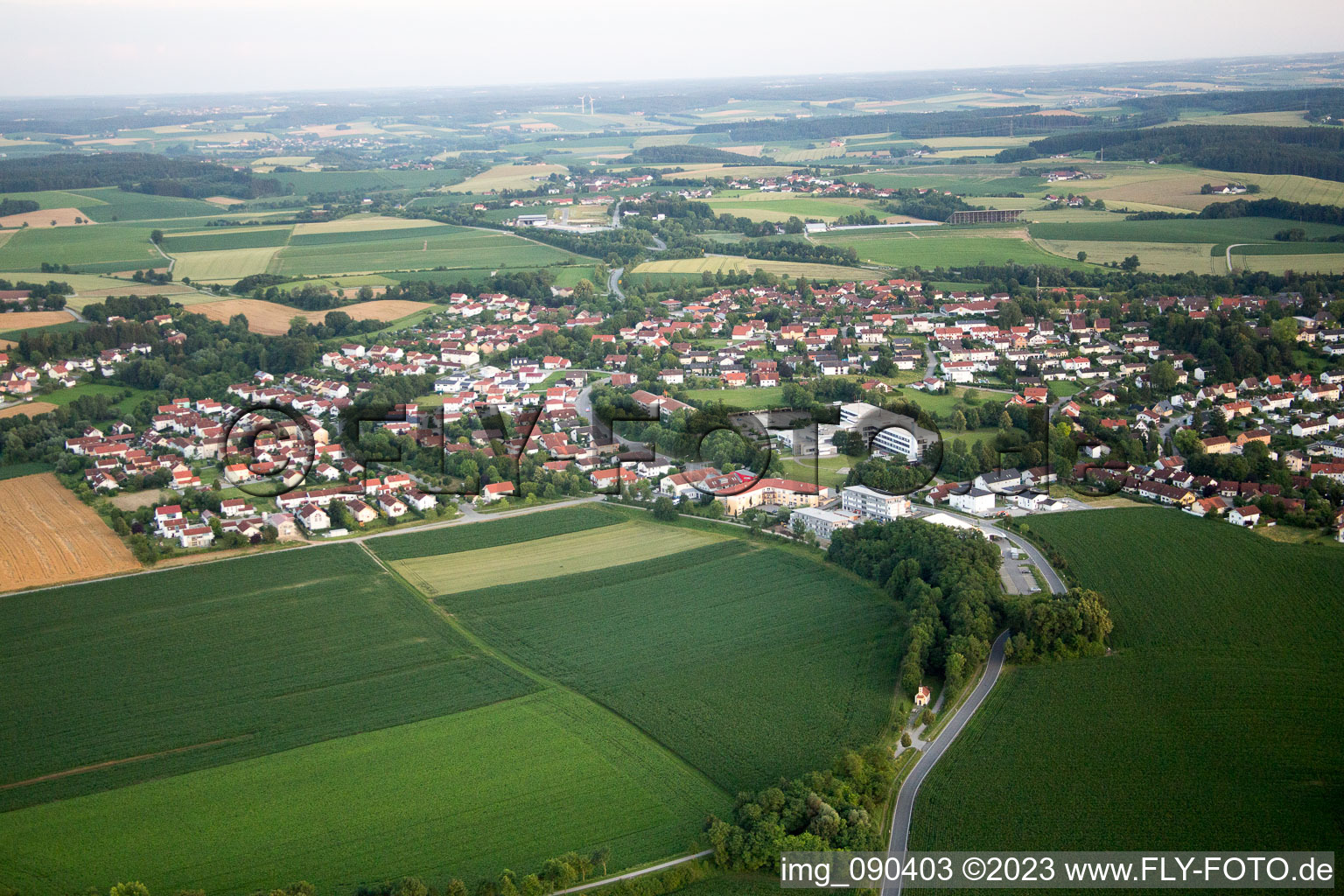 Landau an der Isar im Bundesland Bayern, Deutschland von oben