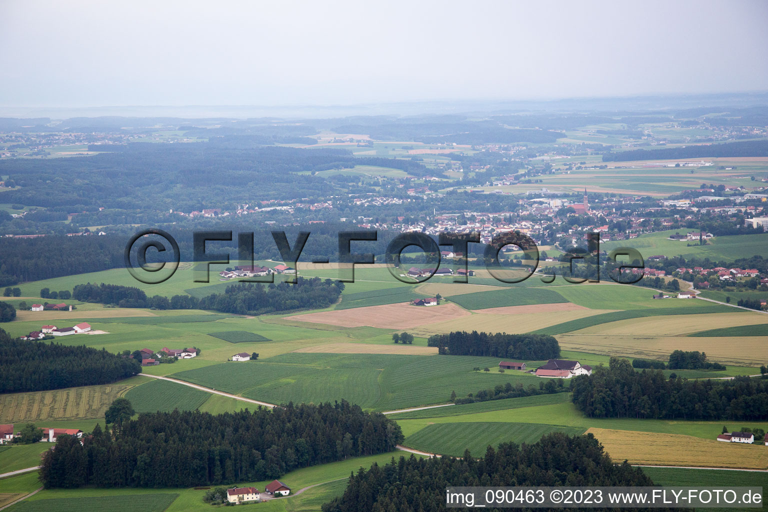 Luftbild von Eggenfelden im Bundesland Bayern, Deutschland