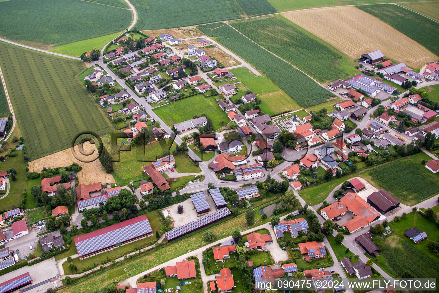 Luftbild von Ortsteil Kollbach in Gangkofen im Bundesland Bayern, Deutschland