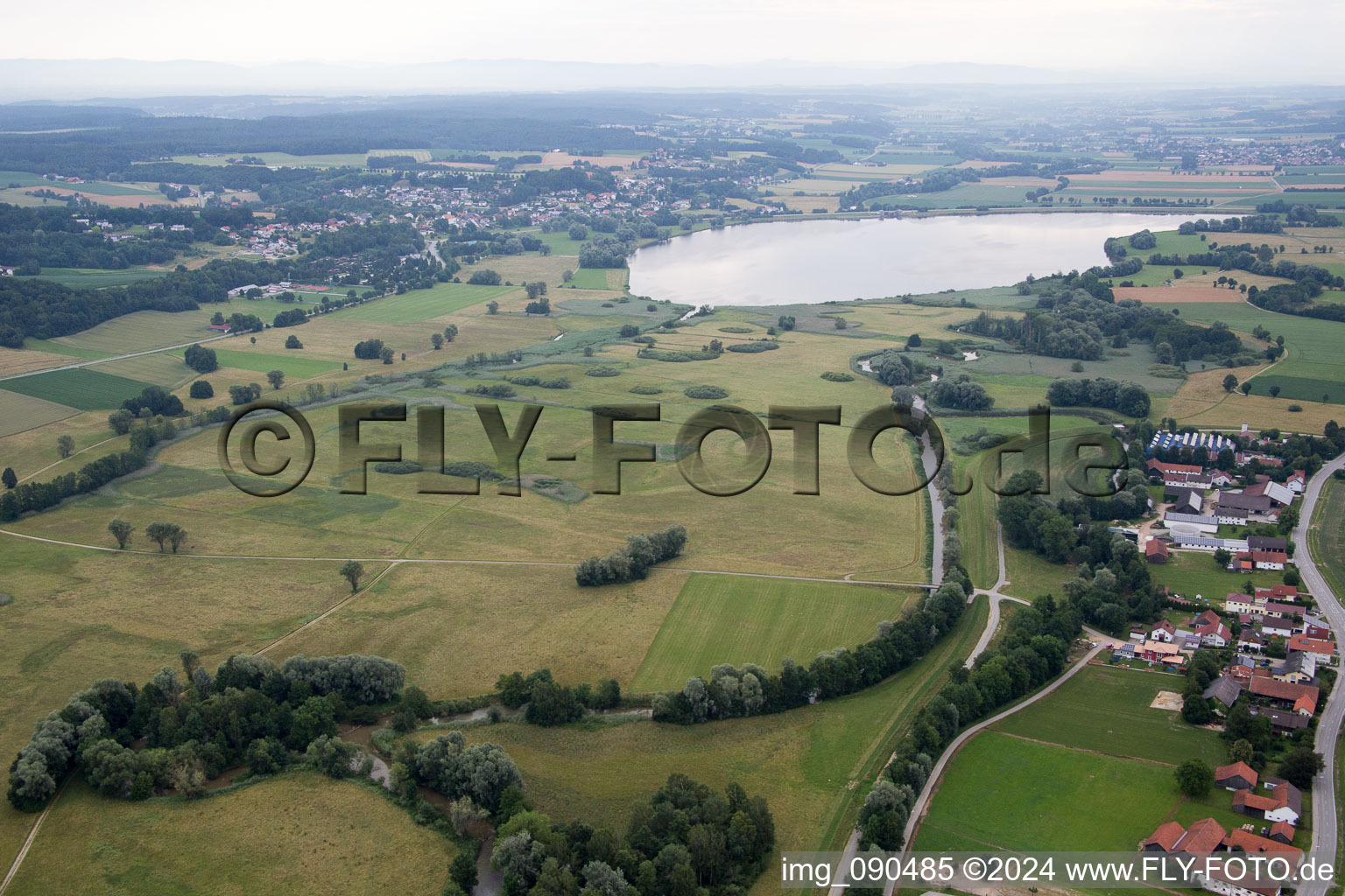 Luftbild von Vilstalsee Stausee Steimberg in Marklkofen im Bundesland Bayern, Deutschland