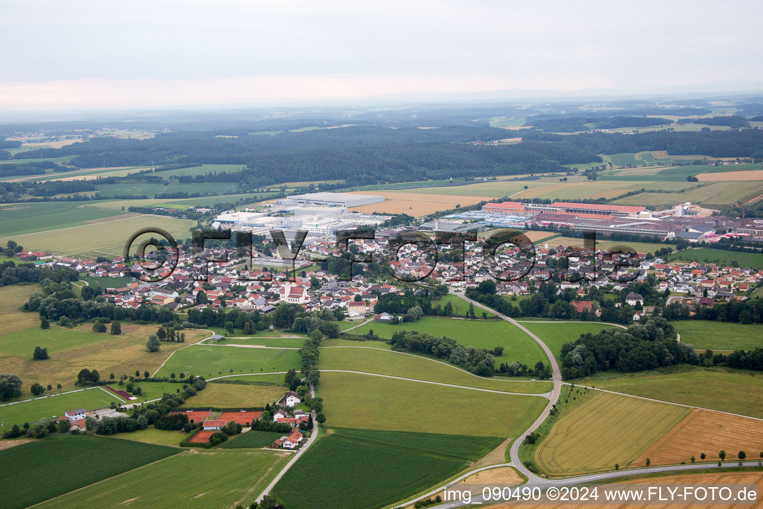 Luftaufnahme von Marklkofen im Bundesland Bayern, Deutschland