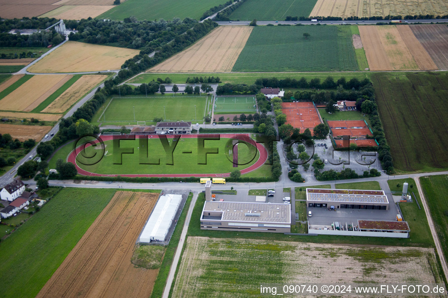 Luftbild von Leutershausen im Bundesland Baden-Württemberg, Deutschland
