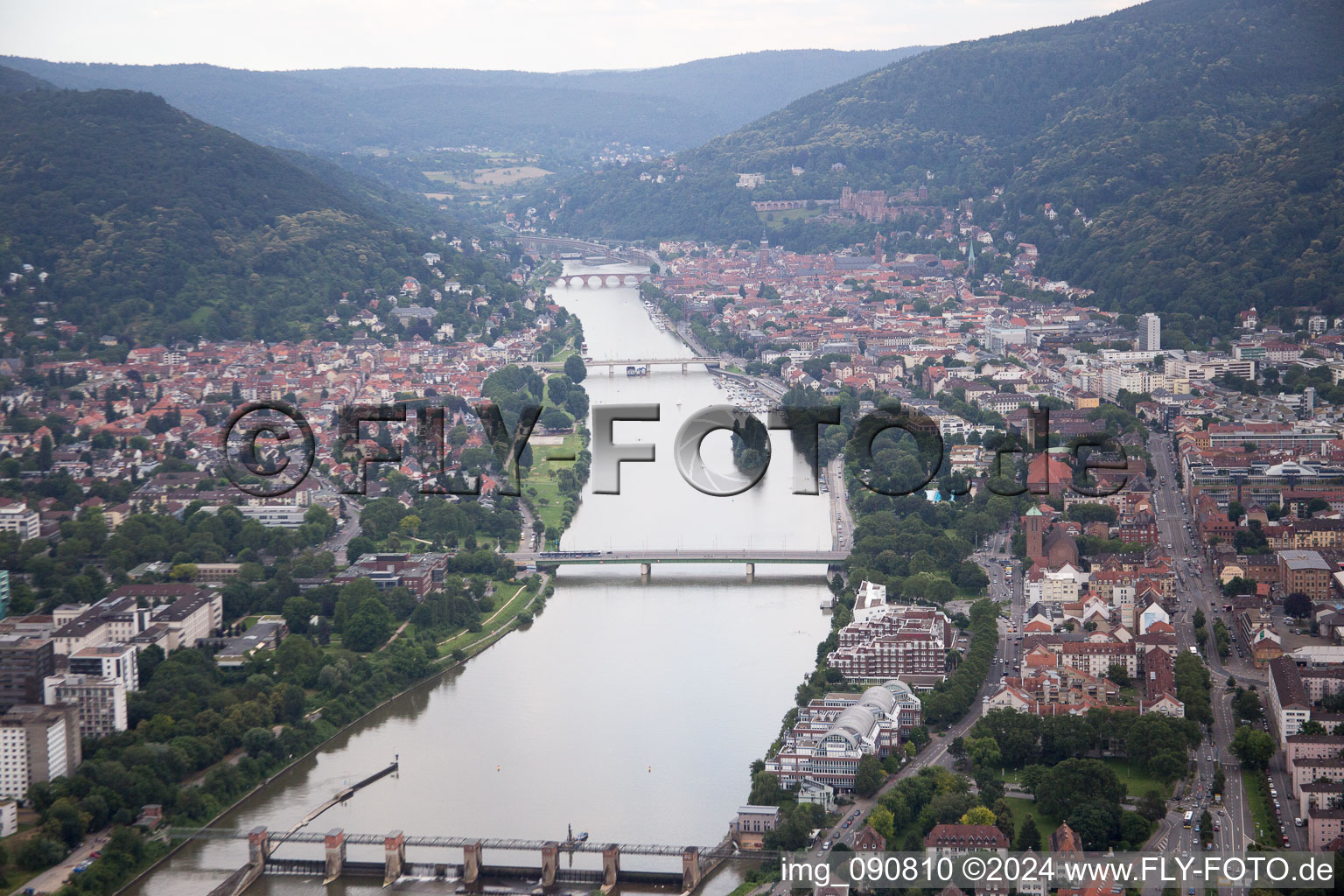 Luftbild von Neckar und Neuenheim in Heidelberg im Bundesland Baden-Württemberg, Deutschland