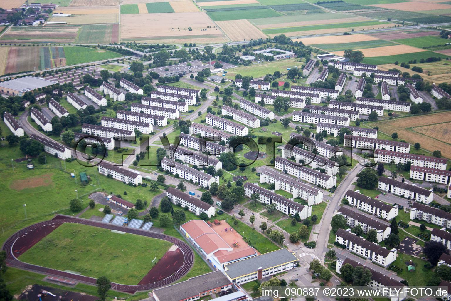 Luftbild von HD- Pattrik Henry Village im Ortsteil Patrick Henry Village in Heidelberg im Bundesland Baden-Württemberg, Deutschland