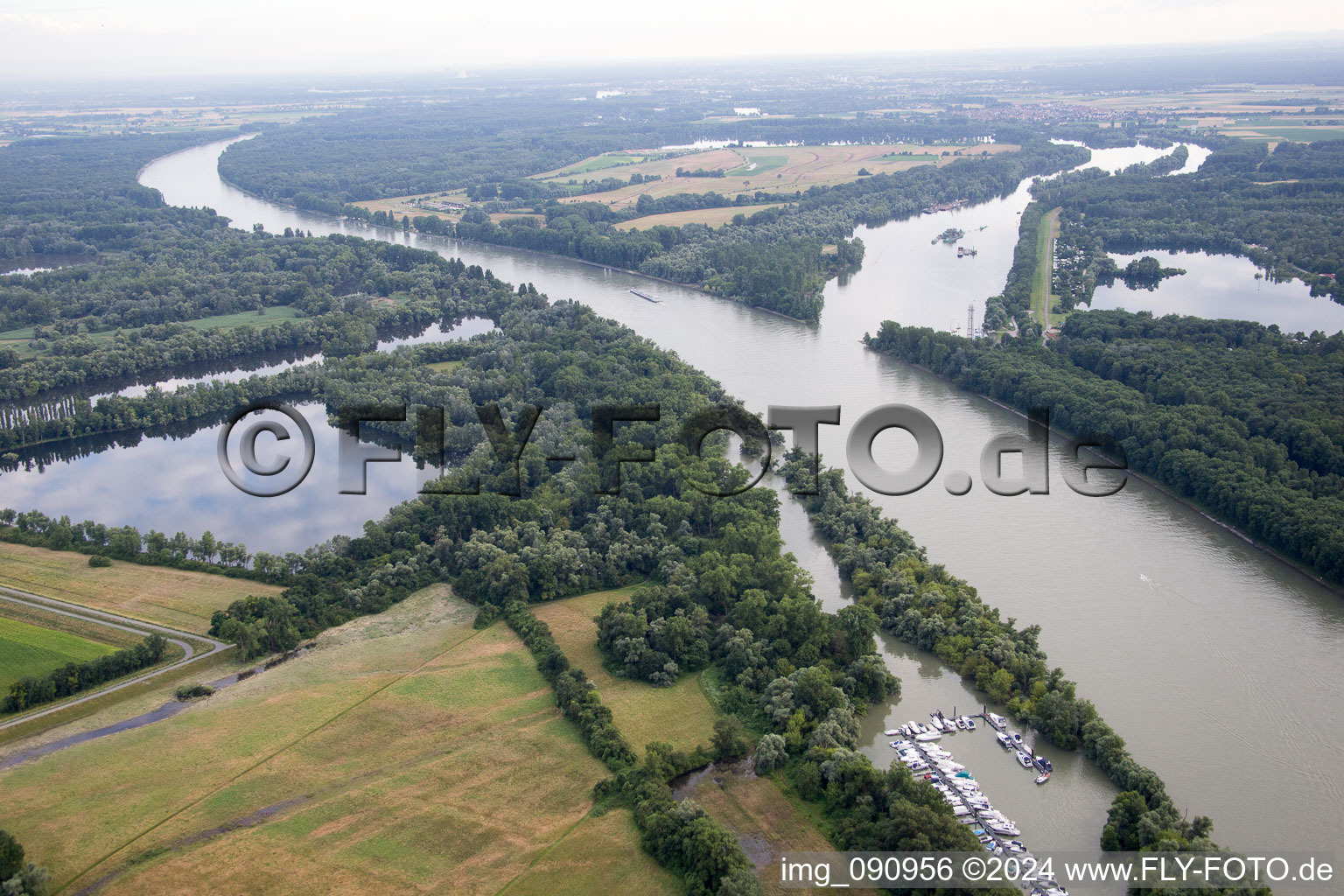 Schrägluftbild von Rohrhof im Bundesland Baden-Württemberg, Deutschland