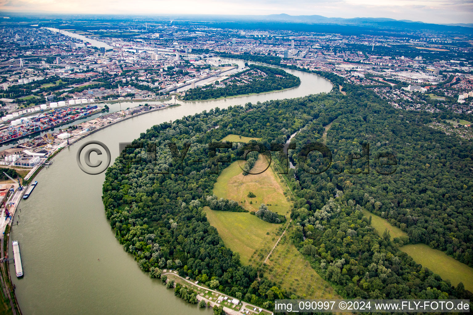 Reißinsel im Ortsteil Niederfeld in Mannheim im Bundesland Baden-Württemberg, Deutschland