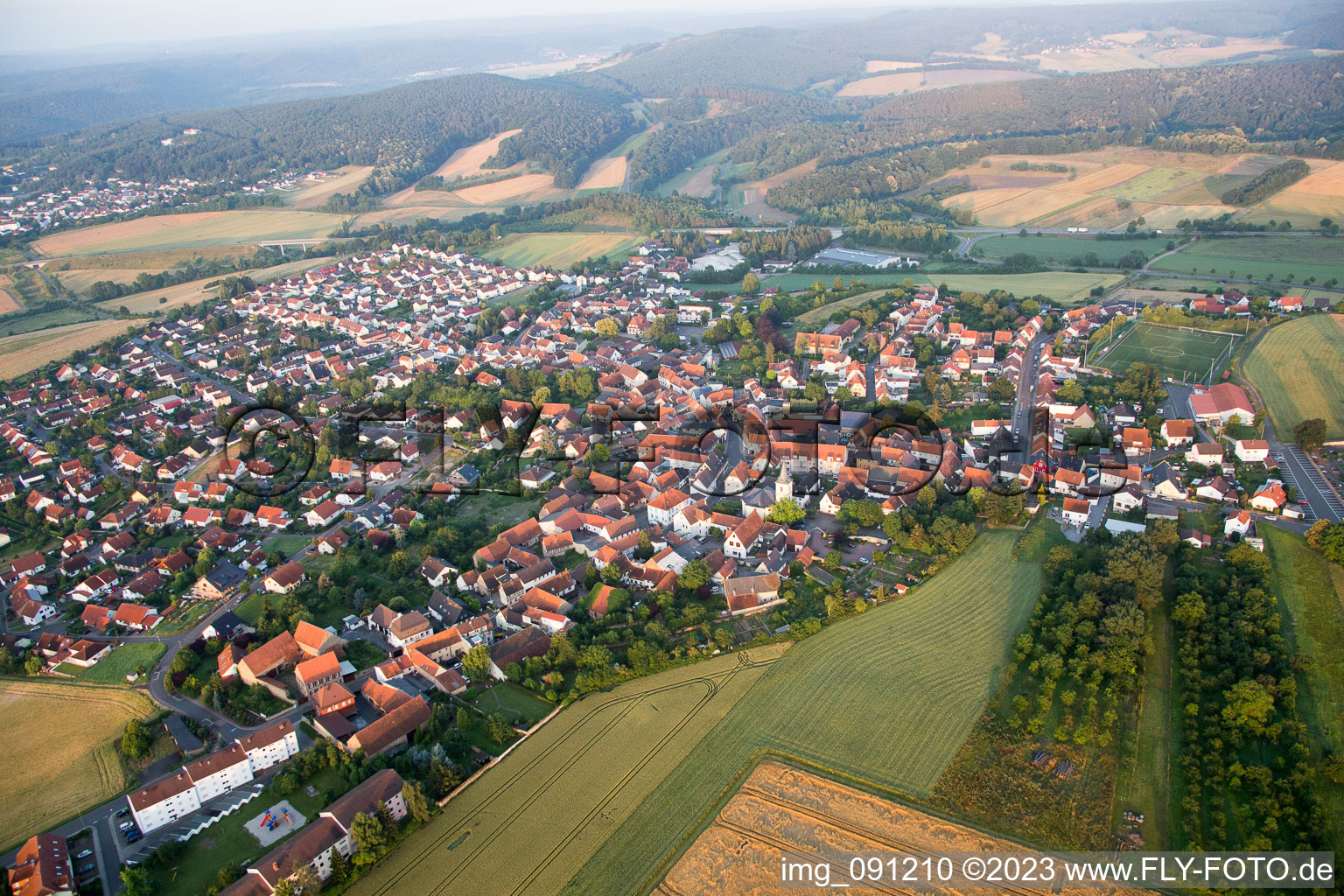 Luftaufnahme von Kerzenheim im Bundesland Rheinland-Pfalz, Deutschland