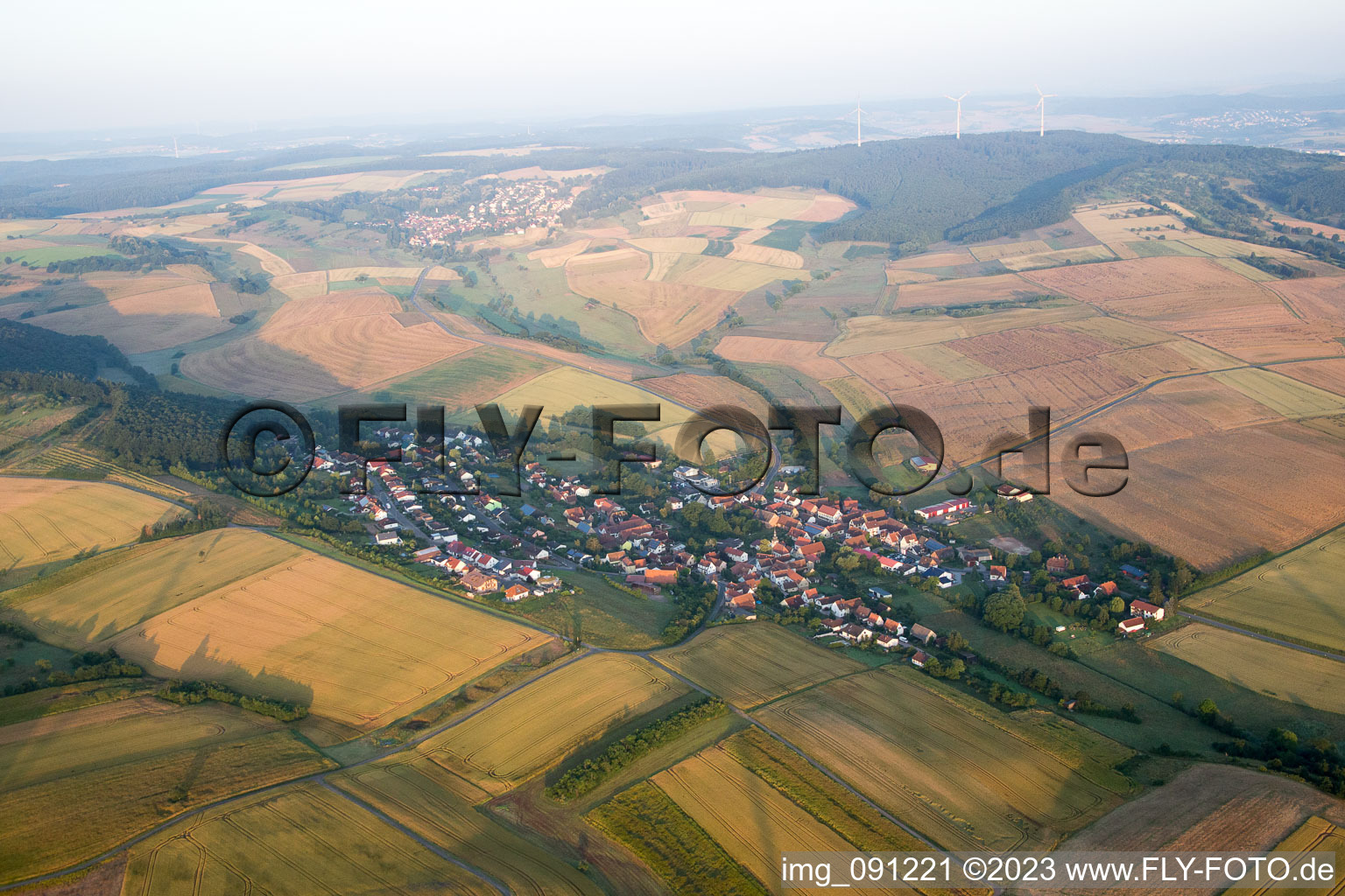 Luftbild von Breunigweiler im Bundesland Rheinland-Pfalz, Deutschland