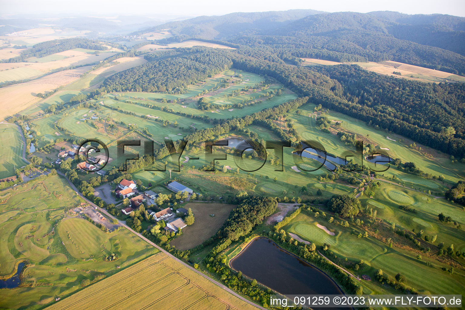Börrstadt, Golf im Bundesland Rheinland-Pfalz, Deutschland aus der Luft betrachtet