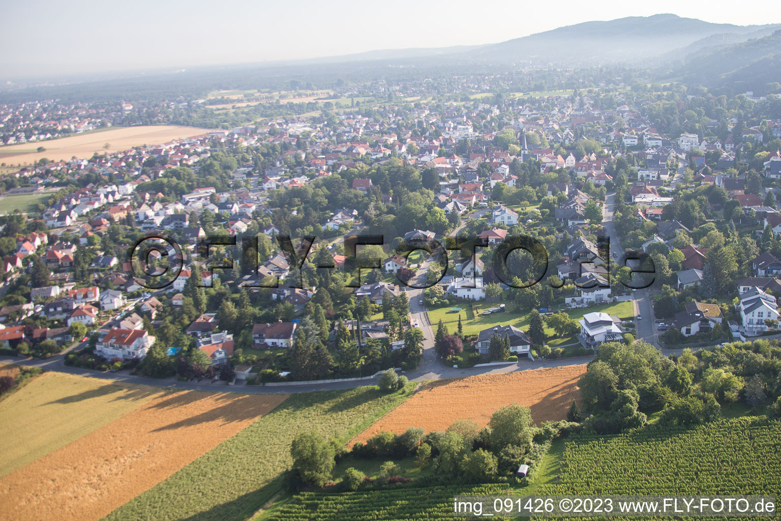 Alsbach-Hähnlein im Bundesland Hessen, Deutschland von einer Drohne aus