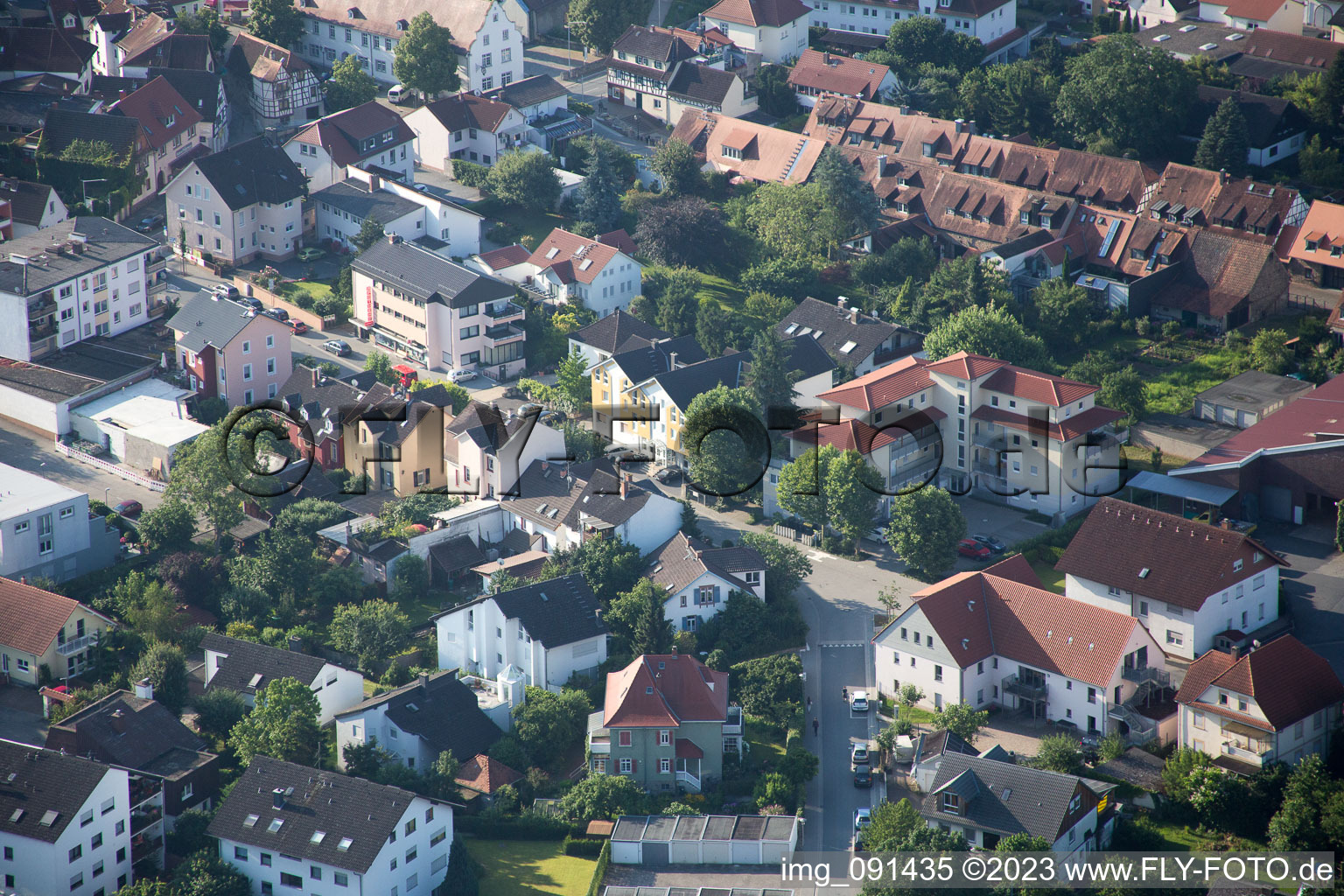 Schrägluftbild von Zwingenberg im Bundesland Hessen, Deutschland