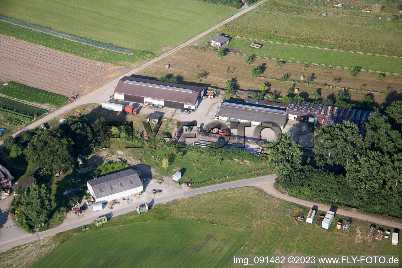 Einhausen im Bundesland Hessen, Deutschland aus der Drohnenperspektive