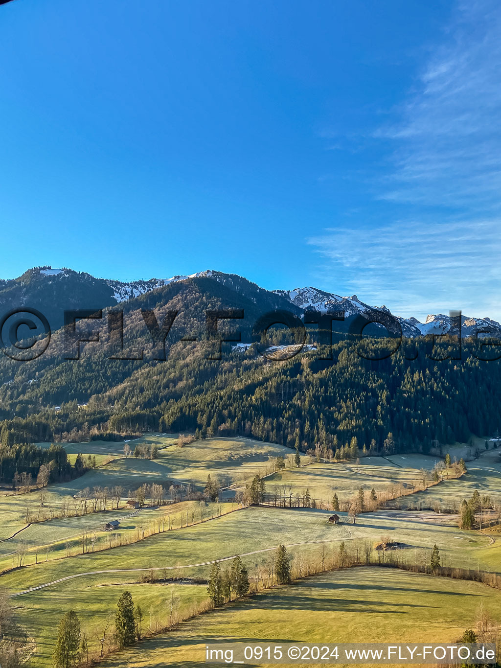 Luftbild von Ortsteil Schlegldorf in Lenggries im Bundesland Bayern, Deutschland