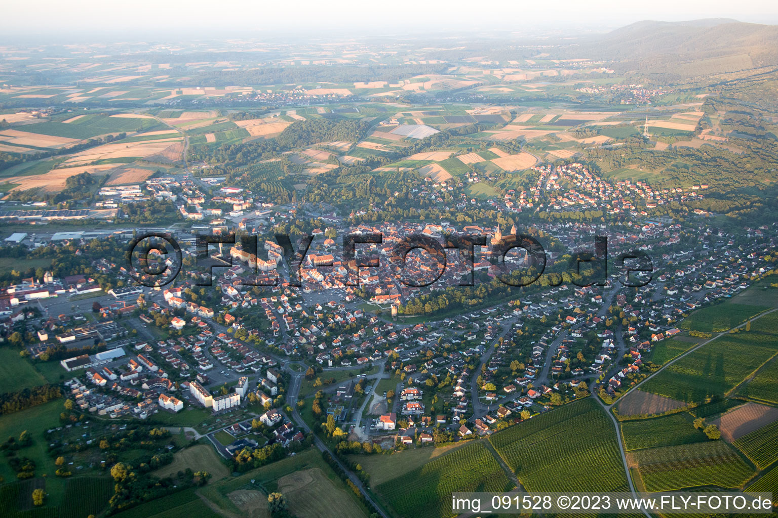 Wissembourg von Nordosten im Bundesland Bas-Rhin, Frankreich