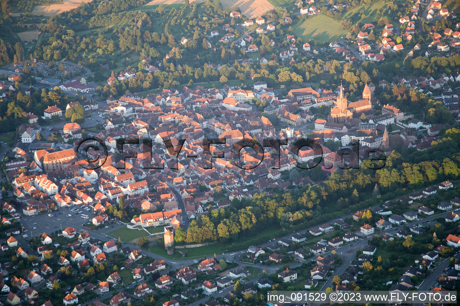 Luftbild von Wissembourg von Nordosten im Bundesland Bas-Rhin, Frankreich