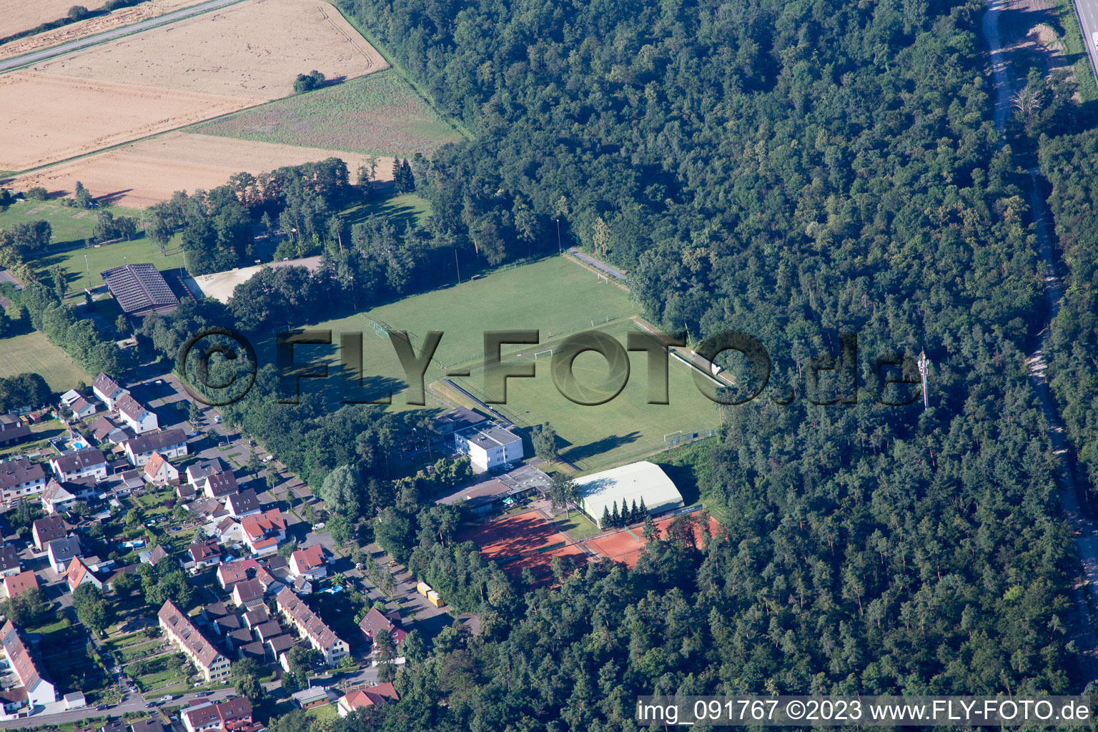 Weingarten im Bundesland Baden-Württemberg, Deutschland aus der Luft betrachtet