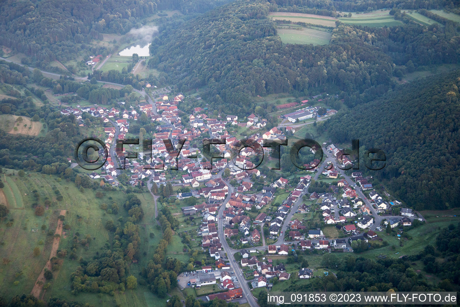 Schrägluftbild von Silz im Bundesland Rheinland-Pfalz, Deutschland