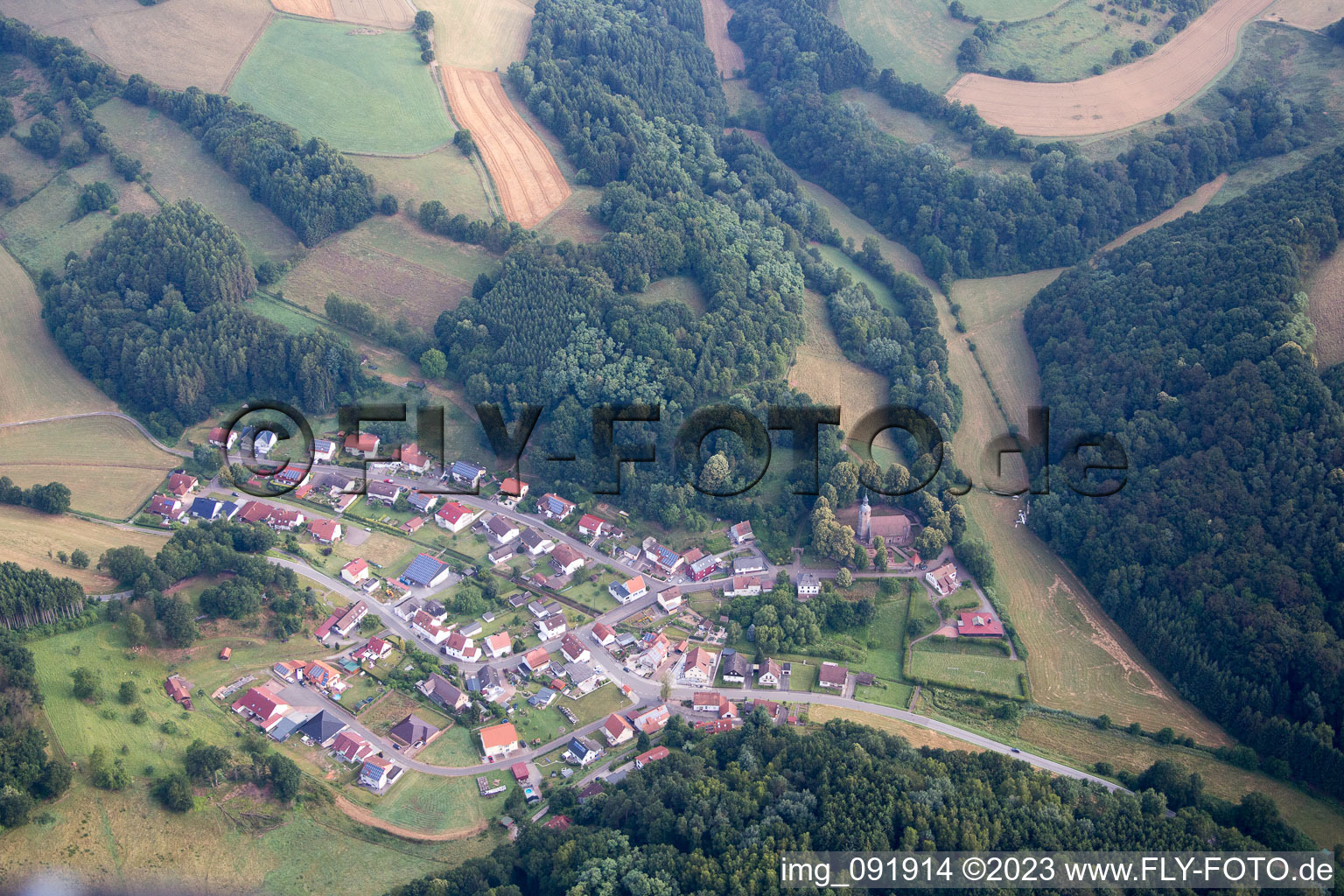 Luftbild von Labach im Bundesland Rheinland-Pfalz, Deutschland