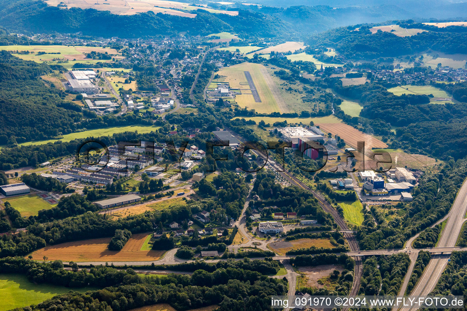 Flugplatz Hoppstädten-Weiersbach (EDRH) im Bundesland Rheinland-Pfalz, Deutschland