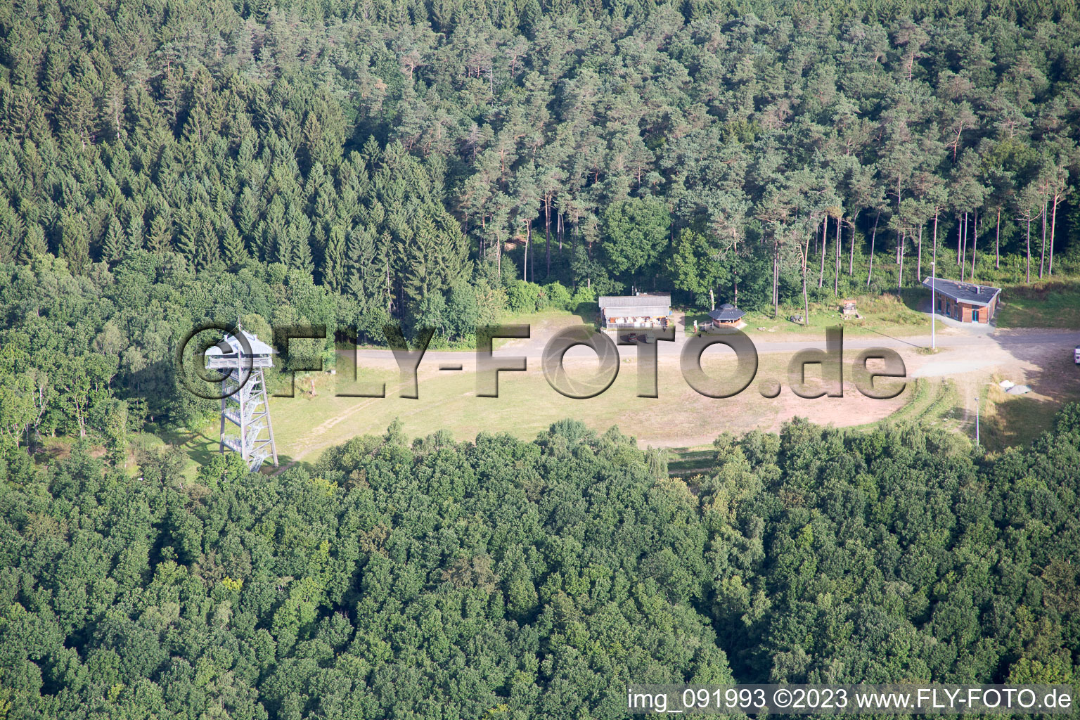 Luftaufnahme von Hattgenstein im Bundesland Rheinland-Pfalz, Deutschland