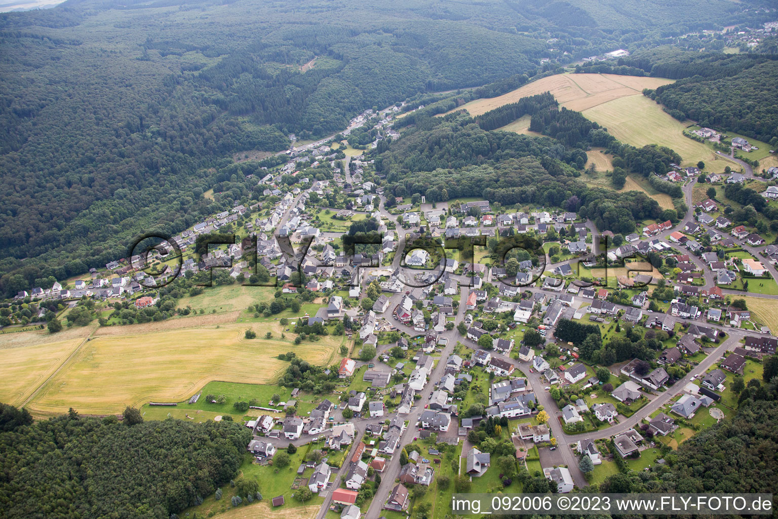 Luftbild von Kirschweiler im Bundesland Rheinland-Pfalz, Deutschland