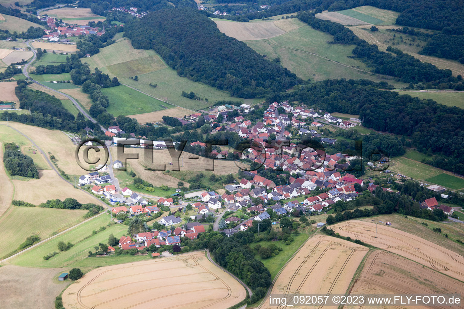 Schrägluftbild von Gundersweiler im Bundesland Rheinland-Pfalz, Deutschland