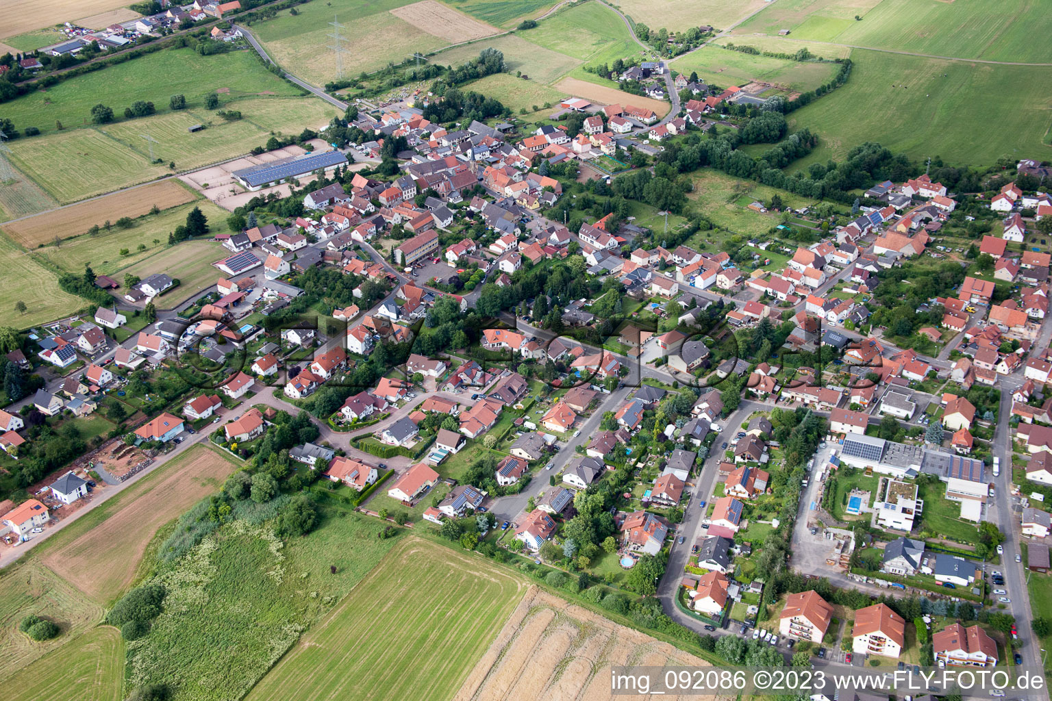 Luftaufnahme von Börrstadt im Bundesland Rheinland-Pfalz, Deutschland