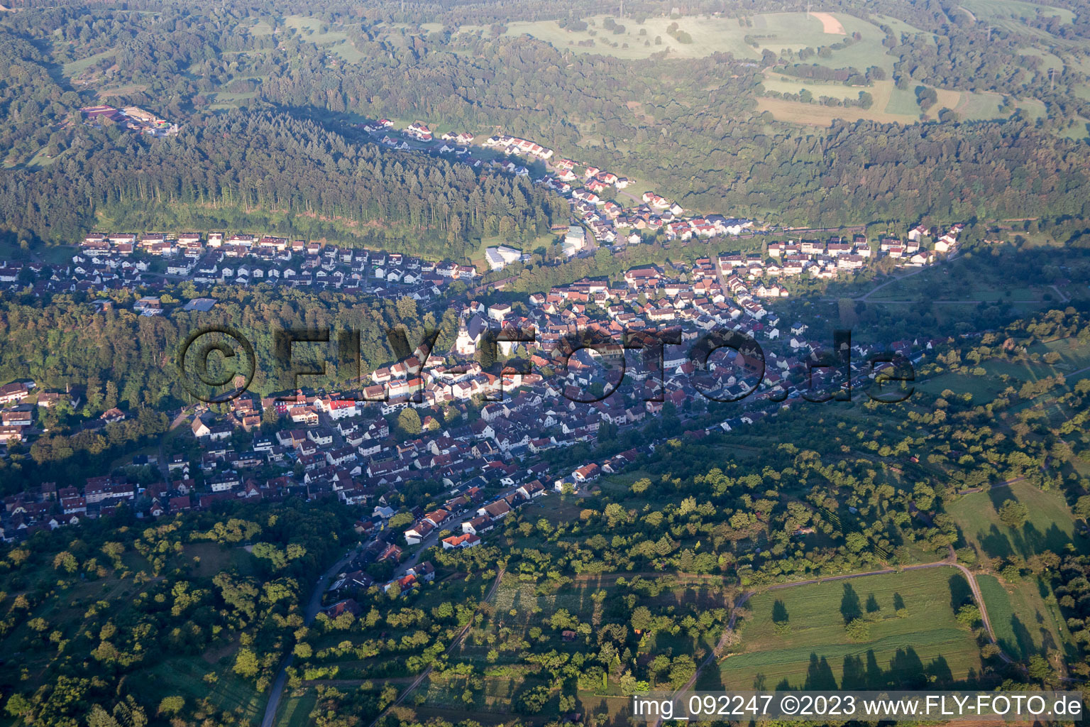 Luftbild von Ersingen im Bundesland Baden-Württemberg, Deutschland