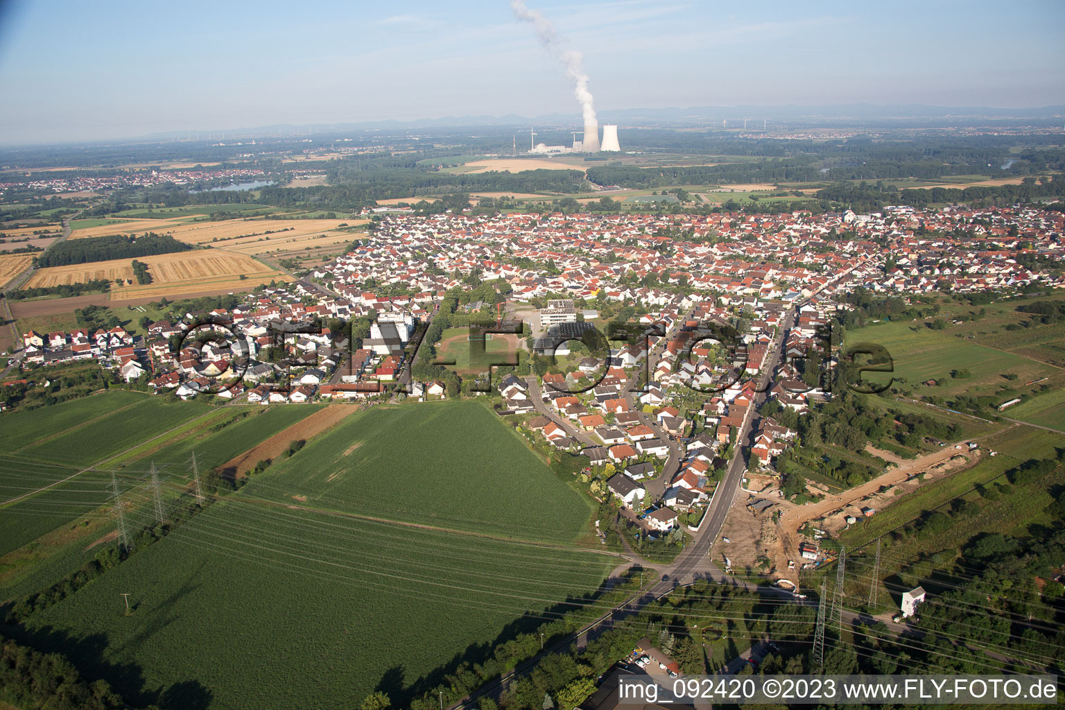 Luftbild von Ortsteil Oberhausen in Oberhausen-Rheinhausen im Bundesland Baden-Württemberg, Deutschland