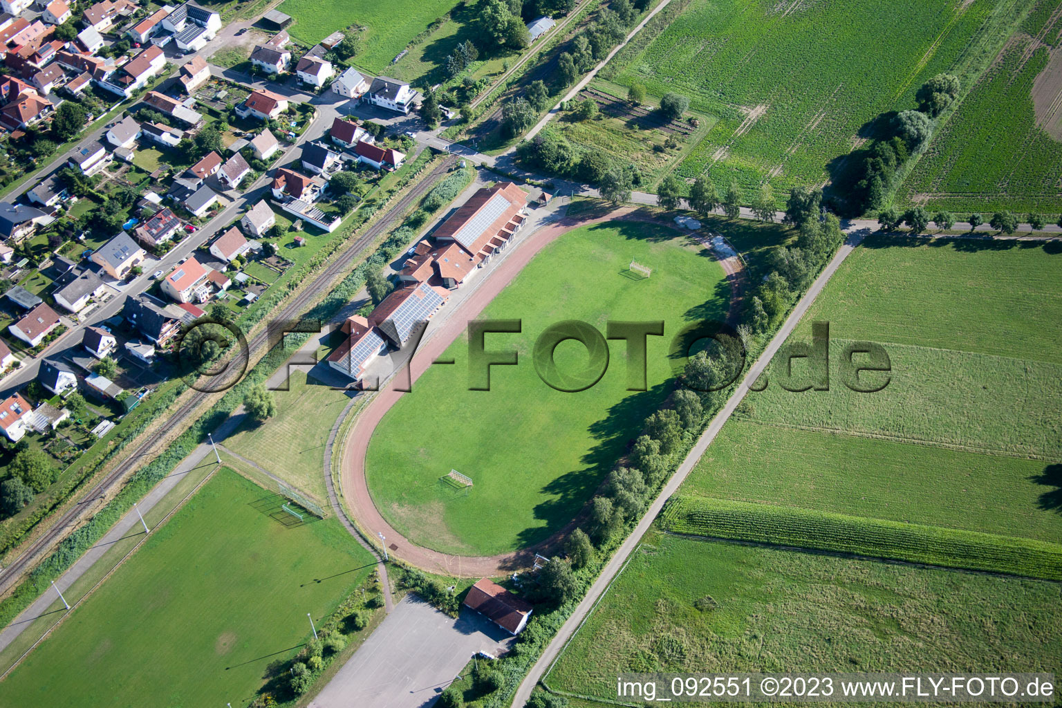 Drohnenbild von Steinfeld im Bundesland Rheinland-Pfalz, Deutschland
