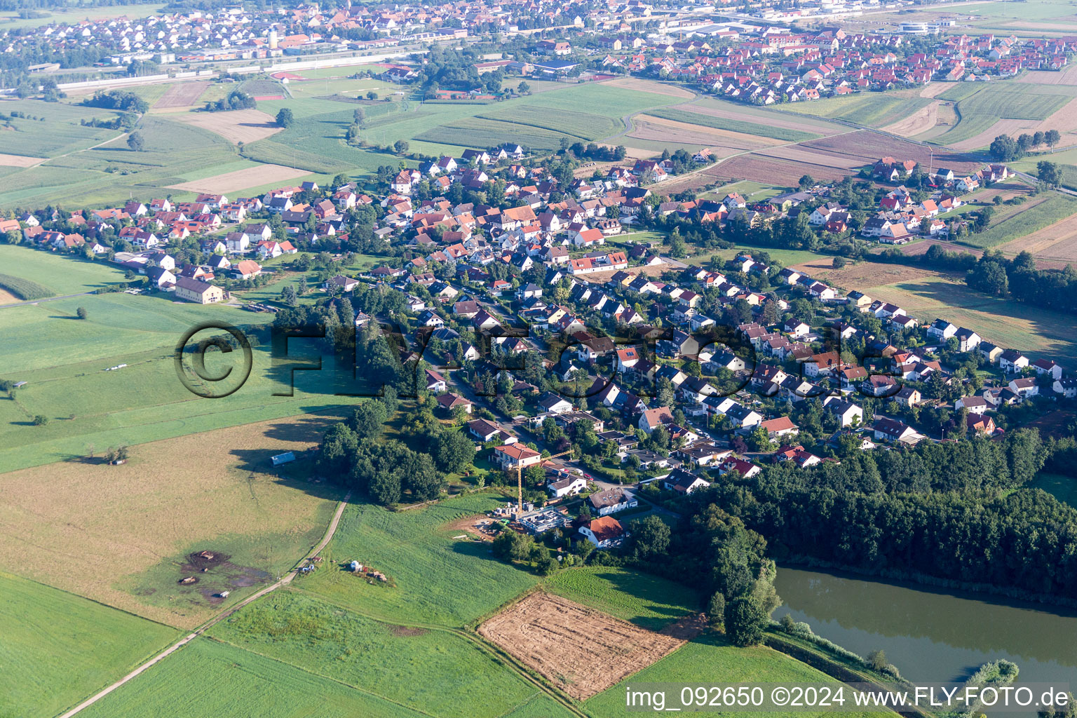 Siedlungsgebiet im Ortsteil Igelsdorf in Baiersdorf im Bundesland Bayern, Deutschland