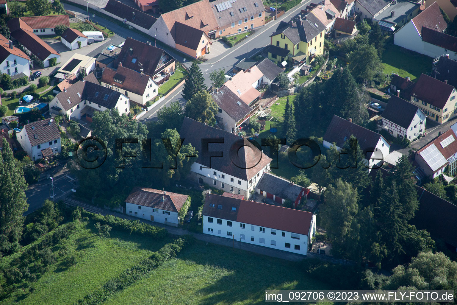 Frauenaurach im Bundesland Bayern, Deutschland von einer Drohne aus