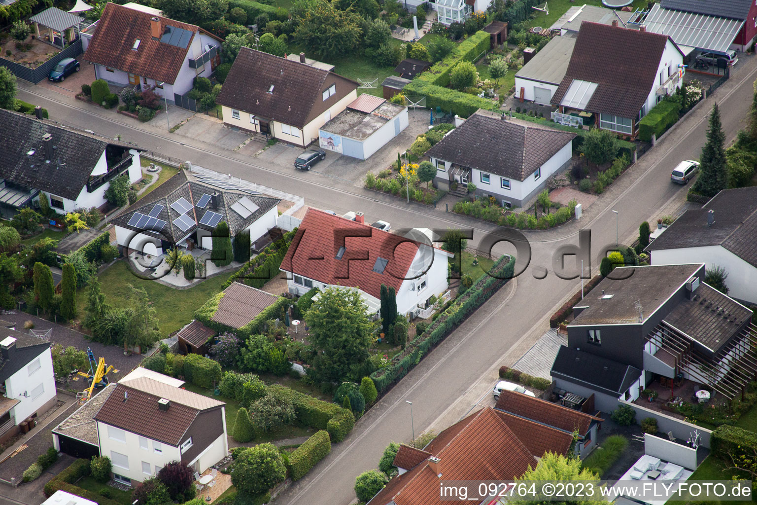 Billigheim-Ingenheim, Maxburgstr im Bundesland Rheinland-Pfalz, Deutschland von einer Drohne aus