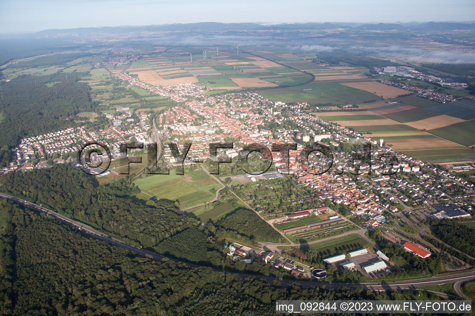 Drohnenaufname von Kandel im Bundesland Rheinland-Pfalz, Deutschland