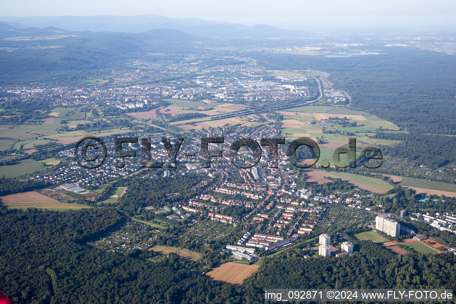 Luftbild von Ortsteil Rüppurr in Karlsruhe im Bundesland Baden-Württemberg, Deutschland