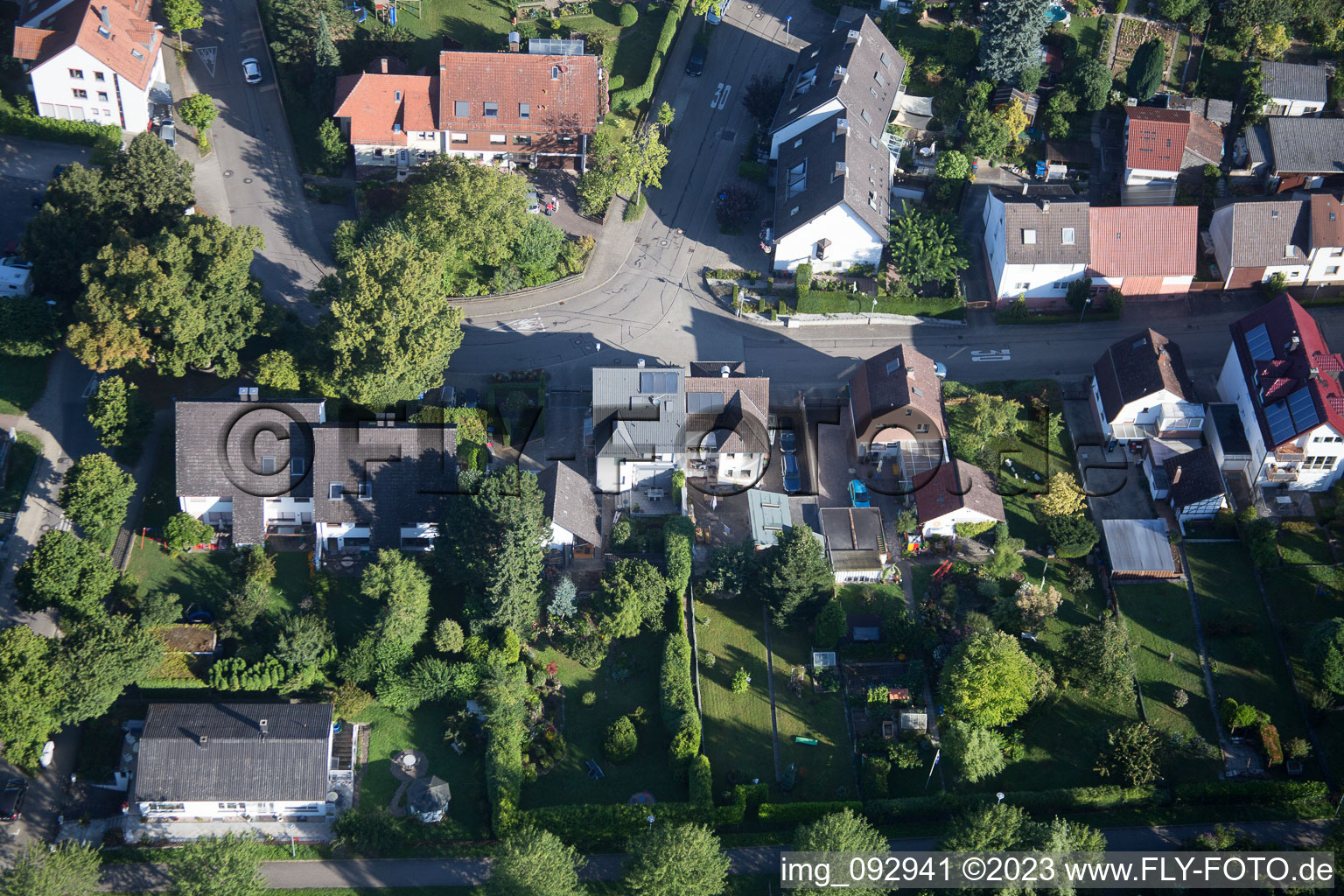 Ortsteil Hohenwettersbach in Karlsruhe im Bundesland Baden-Württemberg, Deutschland von der Drohne aus gesehen