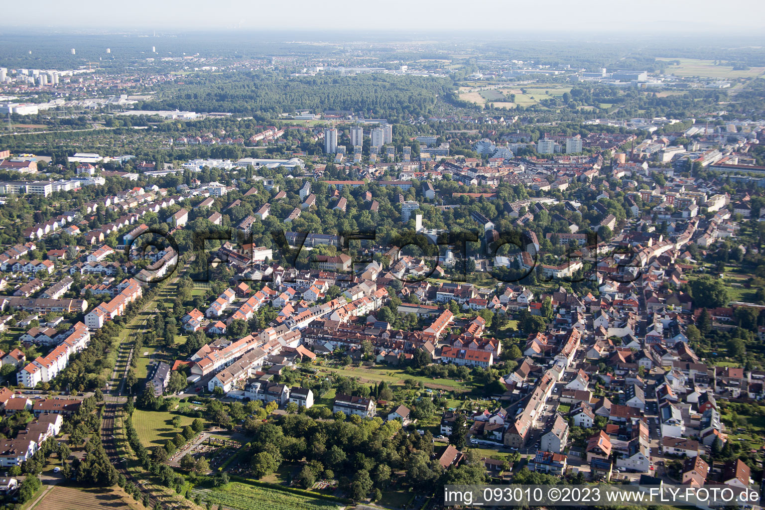 Luftaufnahme von Durlach Aue in Karlsruhe im Bundesland Baden-Württemberg, Deutschland