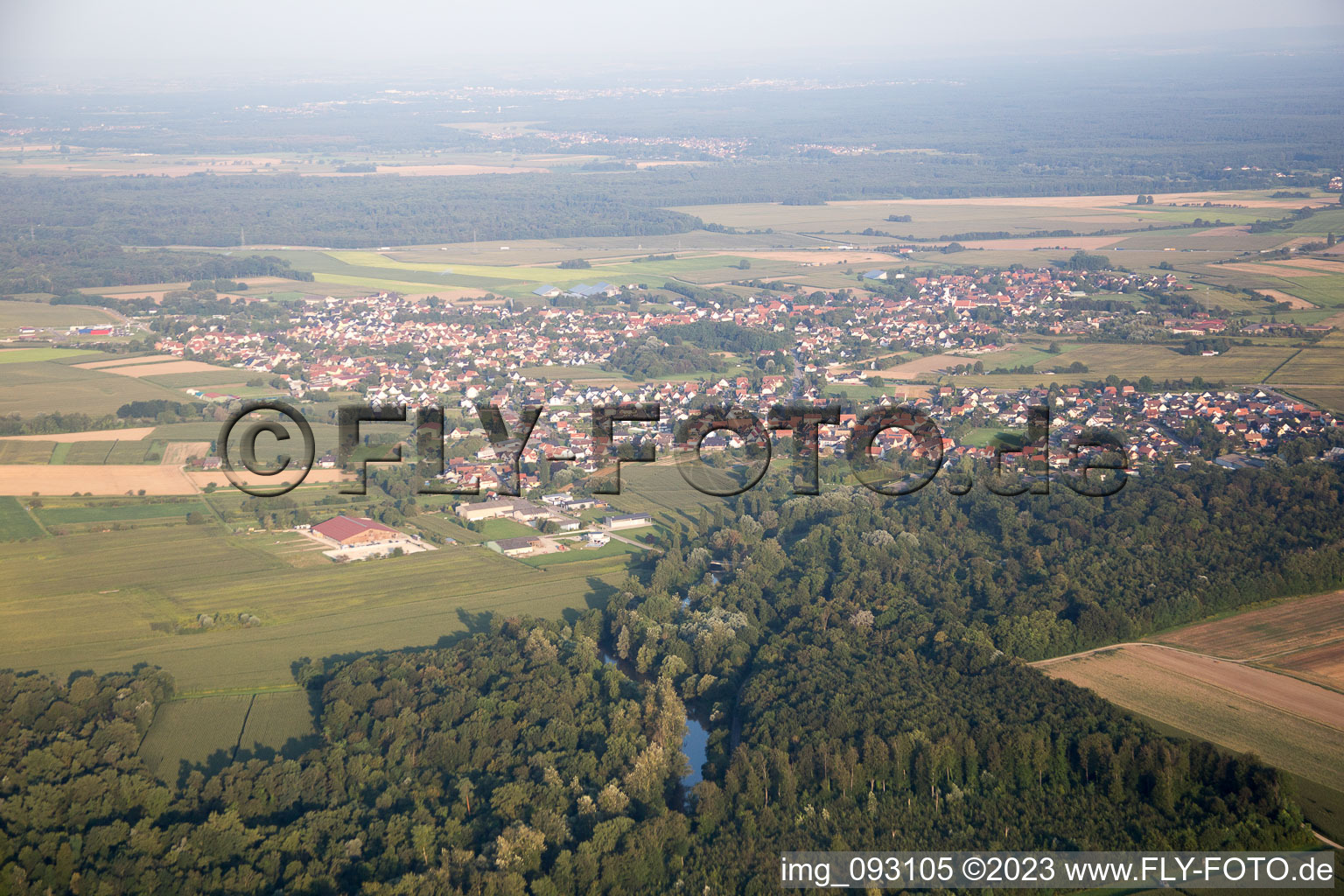 Schrägluftbild von Stattmatten im Bundesland Bas-Rhin, Frankreich