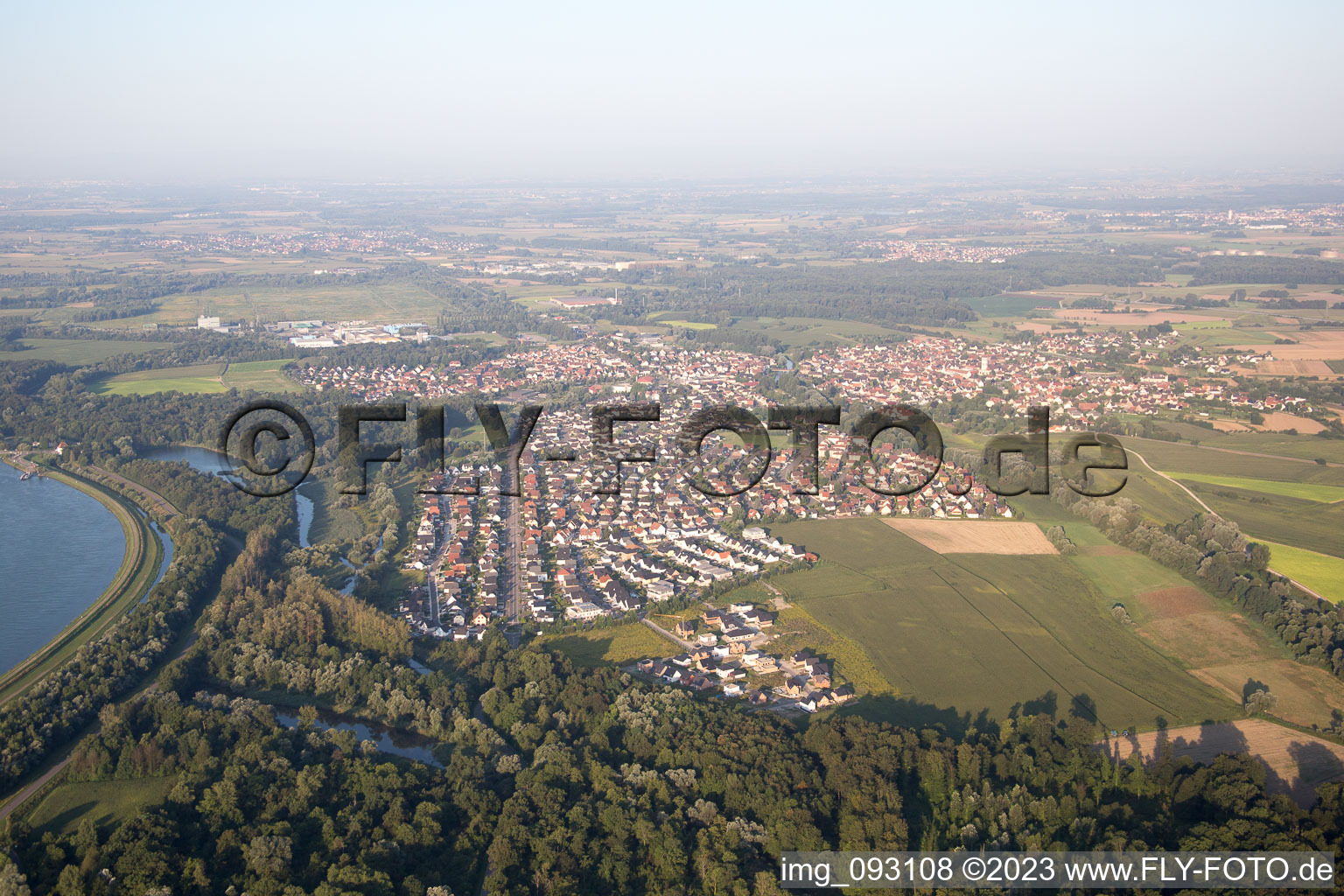 Drusenheim im Bundesland Bas-Rhin, Frankreich aus der Luft