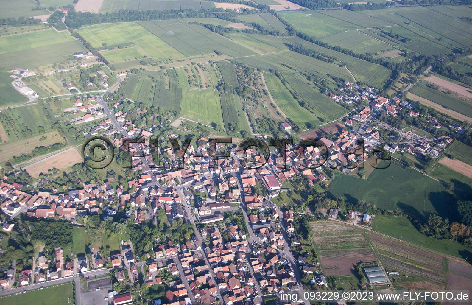 Luftbild von Obenheim im Bundesland Bas-Rhin, Frankreich