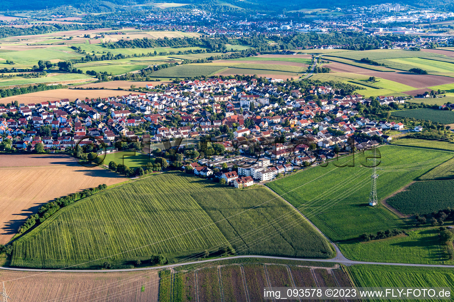 Luftaufnahme von Leutenbach im Bundesland Baden-Württemberg, Deutschland