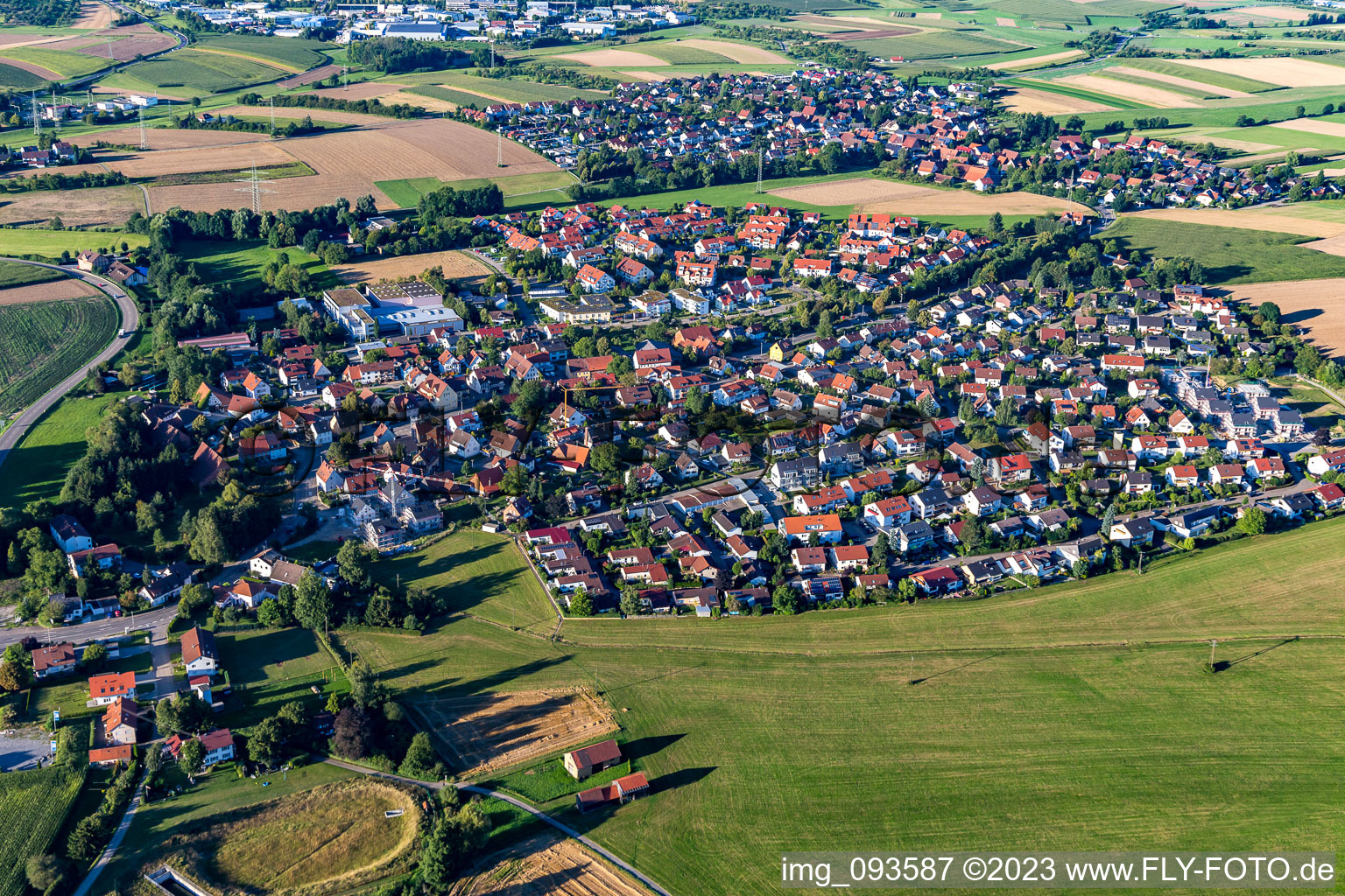 Luftbild von Ortsteil Waldrems in Backnang im Bundesland Baden-Württemberg, Deutschland